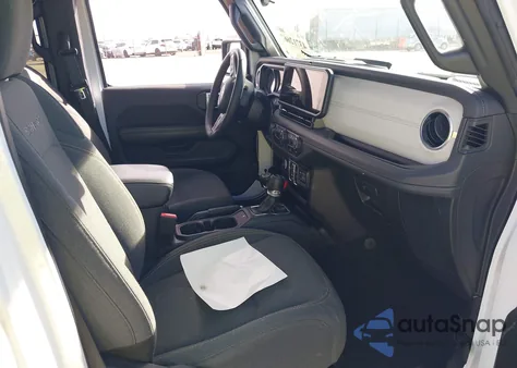 2024 Jeep Wrangler 4Xe Sahara 4Xe z USA, uszkodzony, nr VIN 1C4RJXP62RW233220